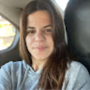 Meet your Posher, Daniela